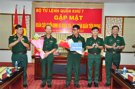 Bộ Tư lệnh Quân khu 7 gặp mặt đoàn cựu chiến binh Sư đoàn 308