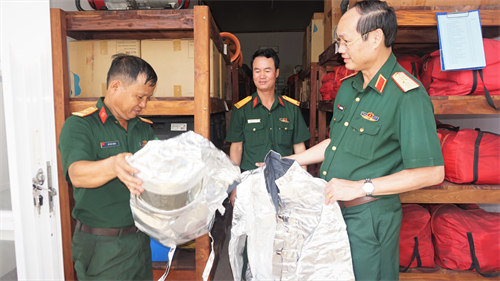 Bộ Tư lệnh Quân khu kiểm tra Lữ đoàn 25 Công binh