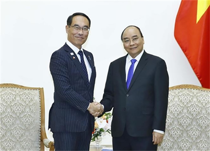 Thủ tướng Nguyễn Xuân Phúc tiếp Thống đốc tỉnh Saitama (Nhật Bản)