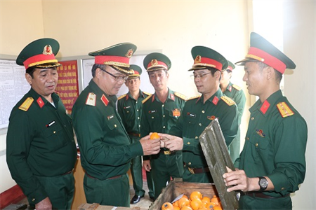 Thủ trưởng Bộ Tư lệnh Quân khu kiểm tra các cơ quan, đơn vị tại Lâm Đồng