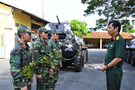 Bộ Tư lệnh Tăng - Thiết giáp kiểm tra lực lượng Thiết giáp Bộ Tư lệnh TP.HCM