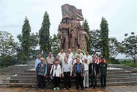 Nhớ thời hoa lửa