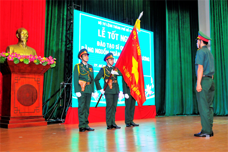 Bộ Tư lệnh Thành phố Hồ chí Minh: 271 đồng chí hoàn thành đào tạo sĩ quan dự bị