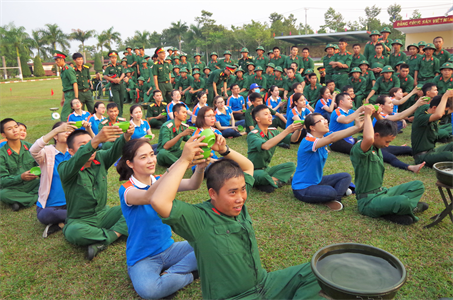 Chỉ thị của Ban Thường vụ Đảng ủy Quân khu về tăng cường lãnh đạo, chỉ đạo giữ nghiêm kỷ luật Quân đội, pháp luật Nhà nước và bảo đảm an toàn tuyệt đối trong LLVT Quân khu