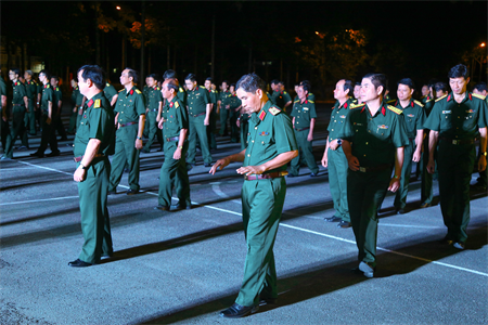 Cục Chính trị Quân khu 7: Tổ chức tập huấn các điệu múa truyền thống Campuchia cho đội ngũ cán bộ chủ trì