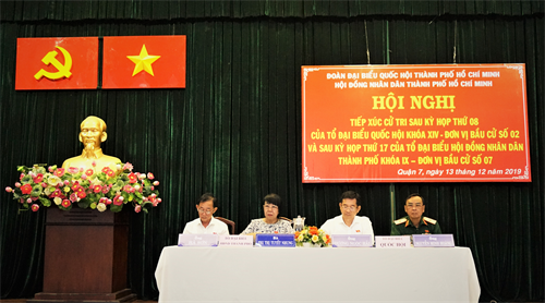 Tổ Đại biểu Quốc hội TPHCM đơn vị số 2 tiếp xúc cử tri tại Quận 7