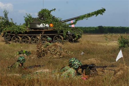 Quân khu 7 diễn tập bắn đạn thật năm 2019