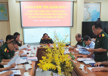 Quân khu 7 kiểm tra tuyển quân tại Quận 1, Thành phố Hồ Chí Minh