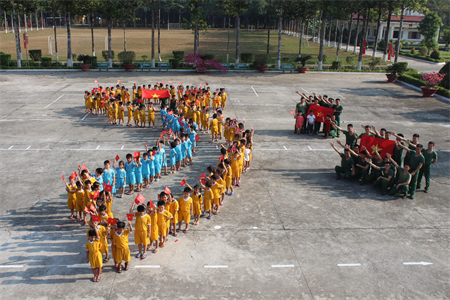 Kho K75 làm công tác dân vận ngày cuối tuần