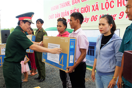 Điểm dân cư liền kề chốt dân quân biên giới - Phên dậu vững chắc bảo vệ chủ quyền
