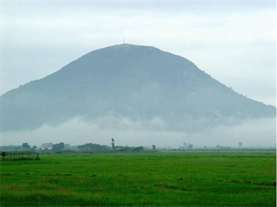 Núi Bà Đen những ngày khói lửa  - Bài 1 - Tiếng mìn giữa đêm