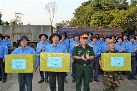 Tỉnh Tây Ninh đưa 114 hài cốt Quân tình nguyện Việt Nam  về nước