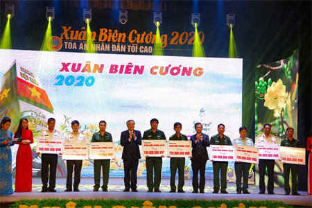 Chương trình giao lưu nghệ thuật  “Xuân biên cương”