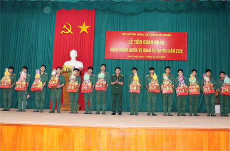 Bình Thuận tiễn quân nhân xuất ngũ về địa phương