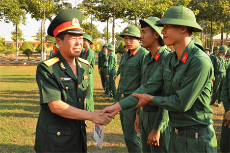 Bộ CHQS tỉnh Bình Phước tiễn 341 quân nhân hoàn thành nghĩa vụ quân sự tại ngũ năm 2020