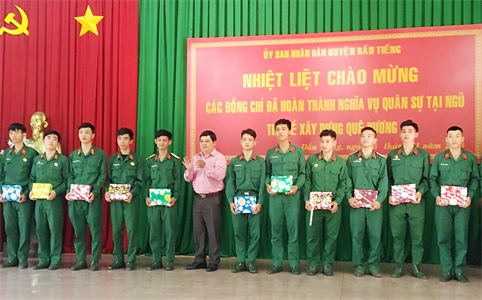 Dầu Tiếng, tỉnh Bình Dương giới thiệu việc làm cho 185 quân nhân xuất ngũ