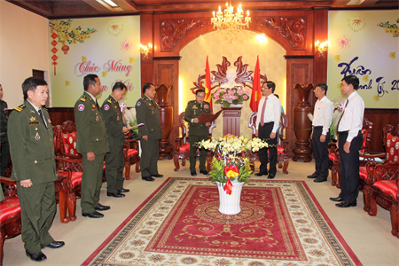 Cục Phát triển Bộ Quốc phòng Campuchia chúc tết tỉnh Tây Ninh