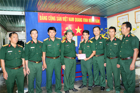 Xuân về trên đỉnh Chứa Chan