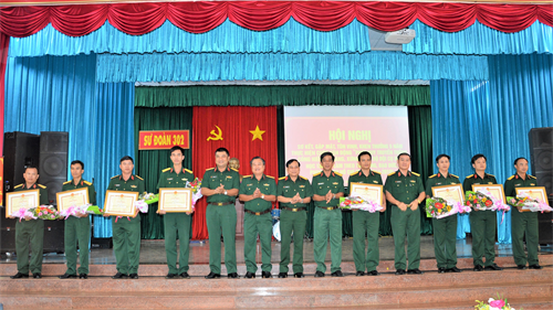 Phát huy vai trò nêu gương, xây dựng Đảng bộ trong sạch vững mạnh