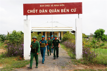 Đón xuân trên chốt dân quân biên giới