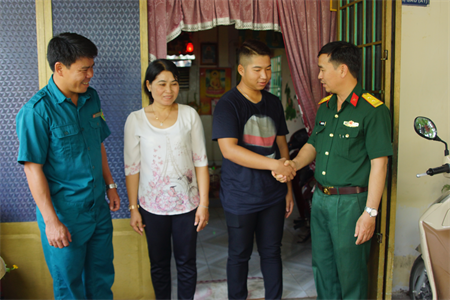 Đảng viên trẻ vững niềm tin lên đường nhập ngũ