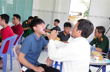 Công tác tuyển quân tại tỉnh Bình Thuận: Tuyên truyền kịp thời, quản lý chắc, bảo đảm công bằng