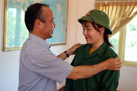 Em đã trở thành nữ quân nhân