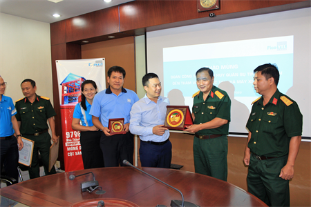Bộ CHQS tỉnh Tây Ninh thăm, cảm ơn Ban giám đốc Nhà máy Xi măng PICO