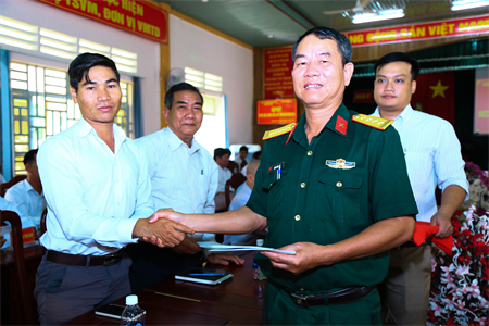 Huyện ủy Bù Gia Mập: Gặp mặt các chức sắc, chức việc tôn giáo năm 2020