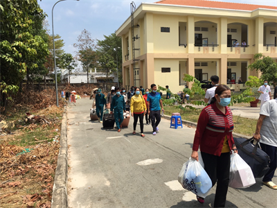 Trung đoàn 10 tiếp nhận người cách ly