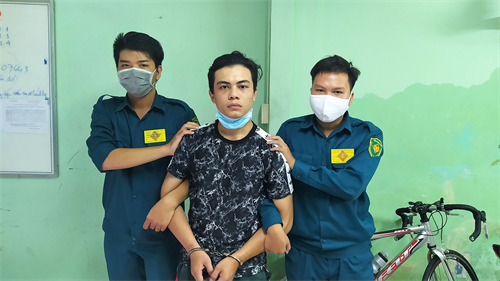 Dân quân Quận 5 dũng cảm bắt cướp