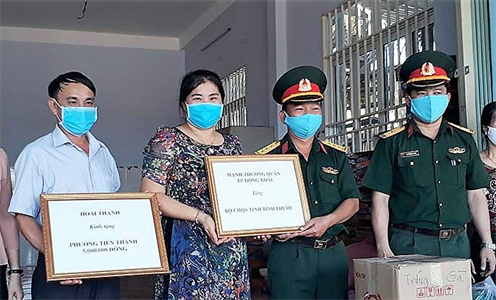 Mạnh thường quân ủng hộ phòng, chống dịch Covid-19
