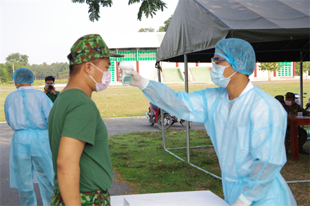 Sư đoàn 5 tập huấn phương án tiếp nhận công dân nghi nhiễm SARS – COV-2 đợt 2