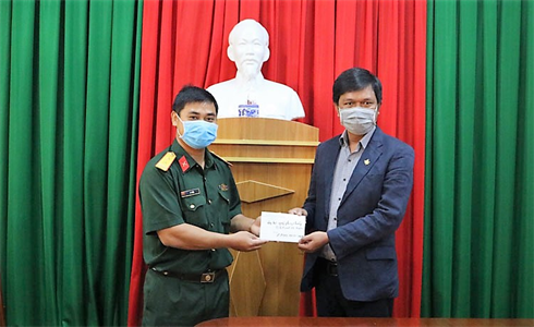 Huyện Di Linh, tỉnh Lâm Đồng tiếp nhận hơn 100 triệu đồng ủng hộ phòng chống dịch Covid-19