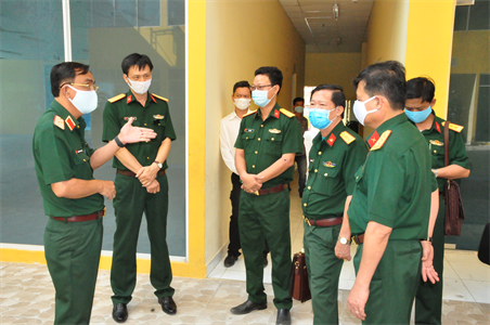 Quân khu 7 kiểm tra khu nhà ở xã hội do Công ty Tây Nam làm chủ đầu tư