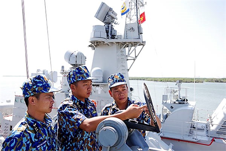 Lữ đoàn 167, Vùng 2 Hải quân làm chủ vũ khí thiết bị kỹ thuật hiện đại