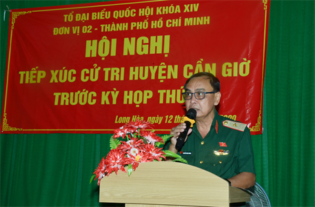 Tổ đại biểu Thành phố Hồ Chí Minh tiếp xúc cử tri huyện Cần Giờ