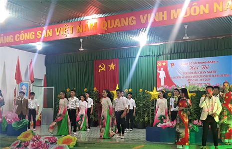 Đoàn cơ sở Trung đoàn 4, Sư đoàn 5 tổ chức hội thi “Theo bước chân người”