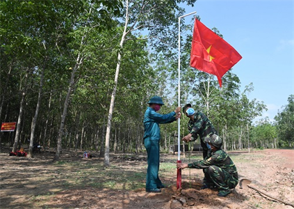 Cán bộ trẻ tâm huyết, tận tụy với công việc