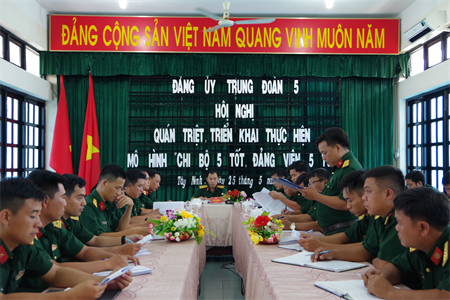 Trung đoàn 5 triển khai thực hiện mô hình “Chi bộ 5 tốt, đảng viên 5 tốt”