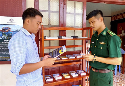 Sinh hoạt nhóm về “Di cư an toàn và phòng ngừa di cư trái phép”