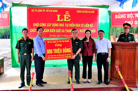 Lực lượng vũ trang Thành phố Hồ Chí Minh chung tay xây dựng tuyến biên giới