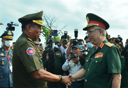 Kỷ niệm 43 năm “Con đường cứu nước” của Thủ tướng Campuchia Samdech Hun Sen