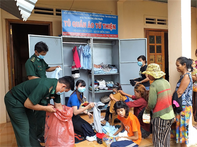 Những “bông hoa” dâng Đảng