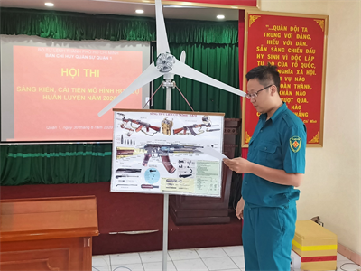Ban CHQS Quận 1, TP.HCM hội thi sáng kiến, cải tiến mô hình, học cụ huấn luyện