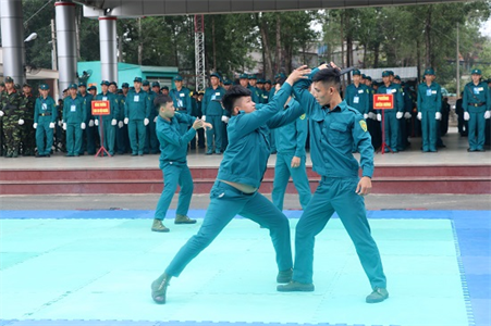 Sôi nổi hội thao quân sự - quốc phòng LLVT Thị xã Tân Uyên, Bình Dương