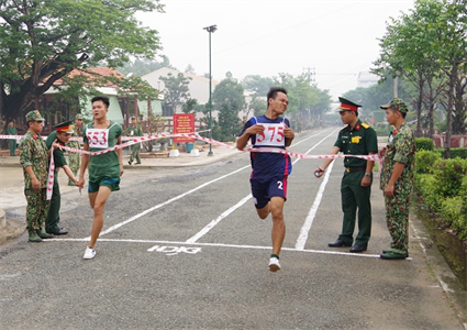 Sôi nổi Hội thao TDTT quốc phòng LLVT tỉnh Long An