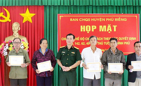Huyện Phú Riềng, tỉnh Bình Phước 38 người được chi trả tiền chính sách