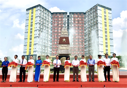 Đại học Quốc gia TP. Hồ Chí Minh khánh thành công trình Quảng trường Cột mốc chủ quyền quần đảo Trường Sa