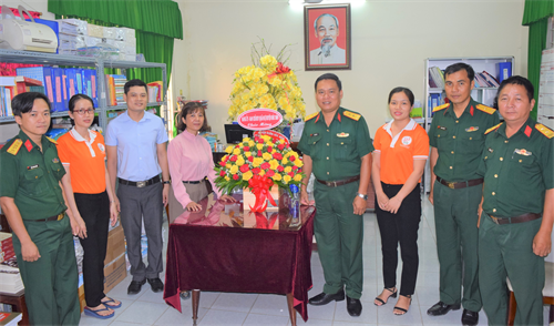 LLVT huyện Hóc Môn chúc mừng Ngày Truyền thống ngành Tuyên giáo